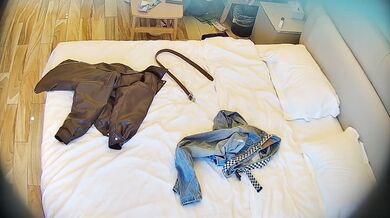 大学城民宿9-21 两人真磨蹭 搁那摸摸蹭蹭的快八个小时才打一炮 这么漂亮的女友换我早操上了 (3)